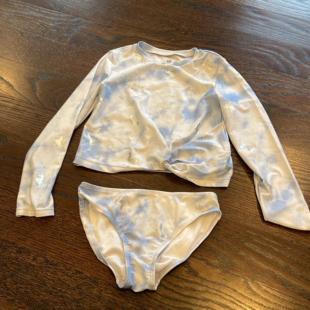 Gap girls bathing suit. Bikini bottom with matching rash guard. Medium.